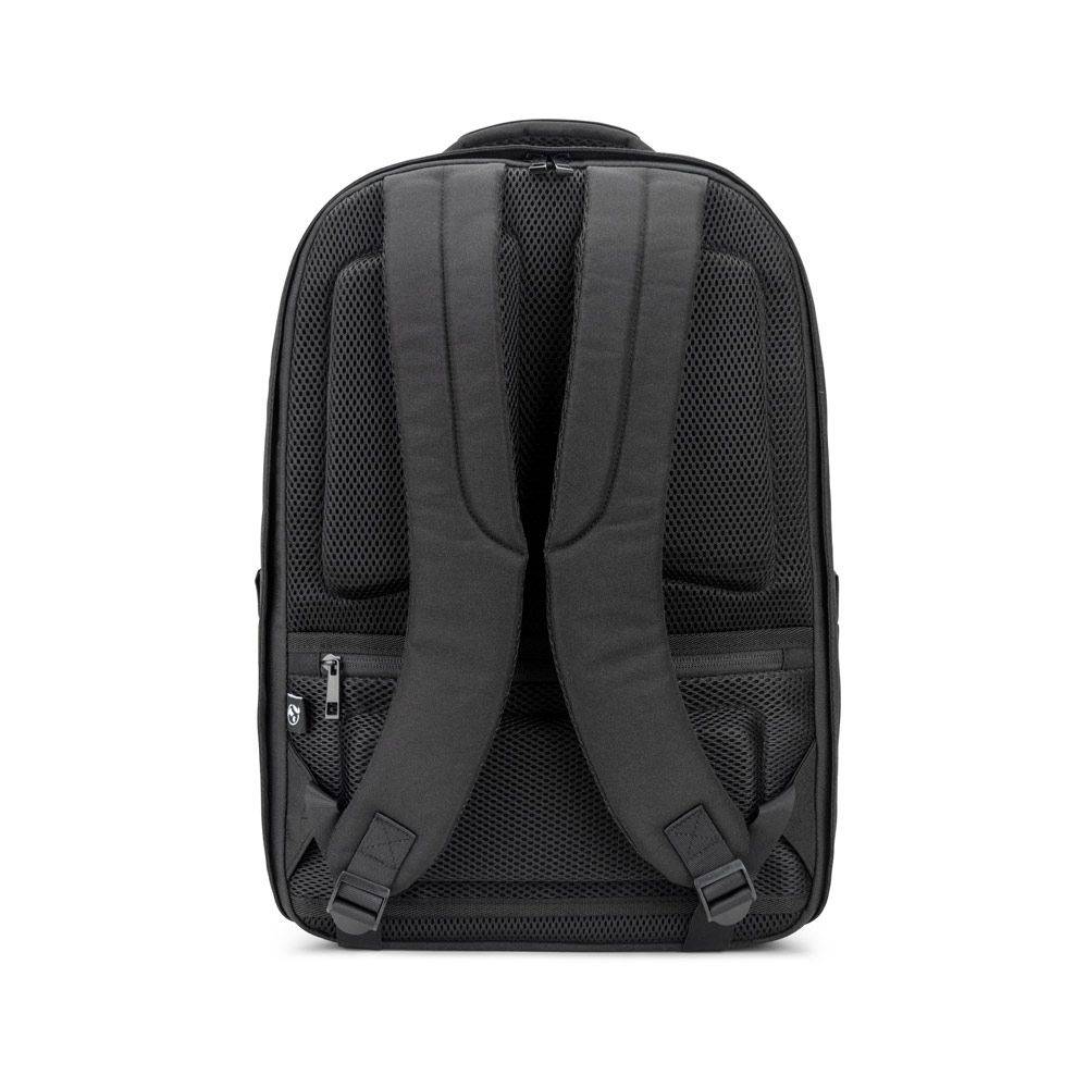 YANGON BPACK. Mochila antirroubo, em poliéster reciclado 600D twill, resistente à água, e bolso para